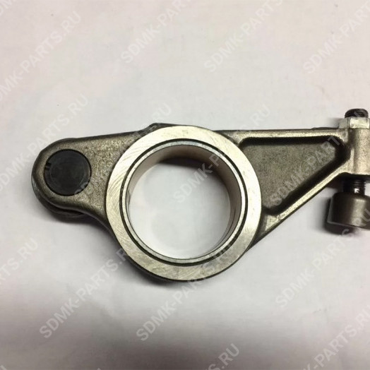 Коромысло впускного клапана VOE21637266 VOLVO EC480 21161213