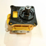 Насос рулевого управления SHANTUI SD-16 16Y-76-06000 Насос рулевого управления SHANTUI SD-16 16Y-76-06000