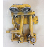 Корпус фильтров 6127-51-5403 KOMATSU D355C 6127-51-5504 Корпус фильтров 6127-51-5403 KOMATSU D355C 6127-51-5504